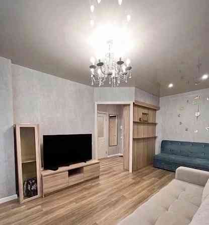 Двухкомнатная квартира в пролетарском районе ! Щетинина ,рядом рынок Донецк