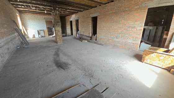 Продаю 2х этажный дом с гаражом в Донецке, ориентир "Кировец" Срочно 3.2 млн рублей Донецк