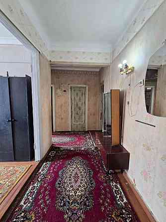 Продам крупногабаритную 2-х к квартиру под ремонт , Гвардейка, Восточный, ул. Растрелли. Макеевка