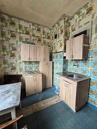 Продам крупногабаритную 2-х к квартиру под ремонт , Гвардейка, Восточный, ул. Растрелли. Макеевка