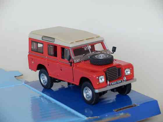 Land Rover Series 3 109 "Safari" - CARARAMA - 1/43 Донецк