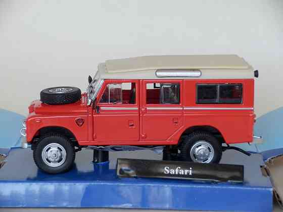 Land Rover Series 3 109 "Safari" - CARARAMA - 1/43 Донецк