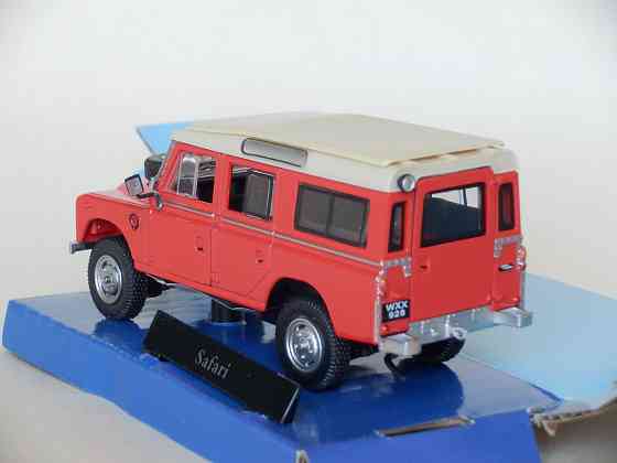 Land Rover Series 3 109 "Safari" - CARARAMA - 1/43 Донецк
