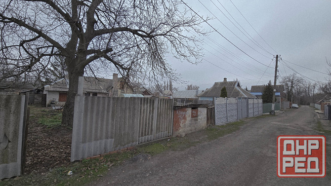 Продам уютный домик с гаражом на хорошем участке земли, правильной формы. Донецк - изображение 2