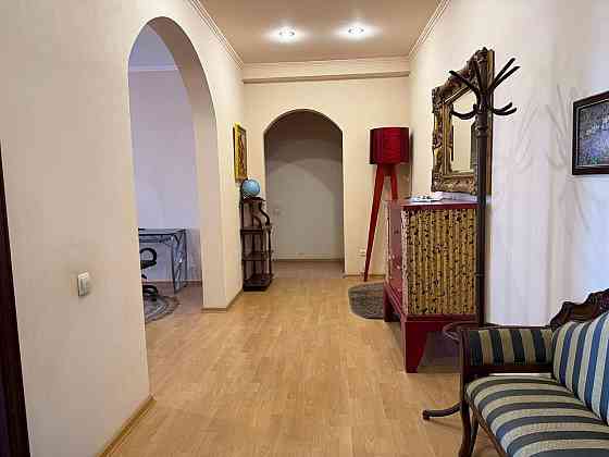 Сдам 3-х к.кв в центре города Мариуполь