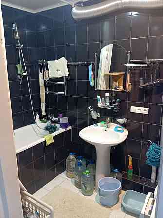 Травматология, тц " Молоко", 2к. кв-ра, хорошая, кухня-студио, ул.Щорса Донецк