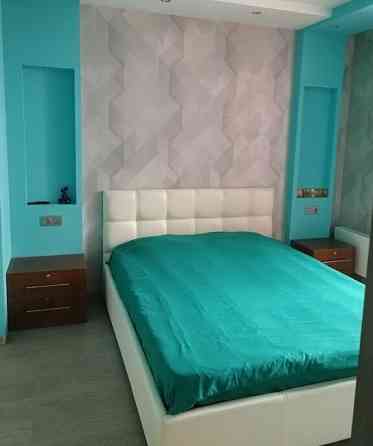 Сдается 2-комнатная квартира в Ворошиловском районе , самый центр Донецка, ул. Щорса 3. Донецк