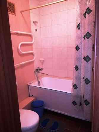 Сдается 1 кон. кв,. Хорошее состояние, чисто и уютно, есть кровать и диван Донецк