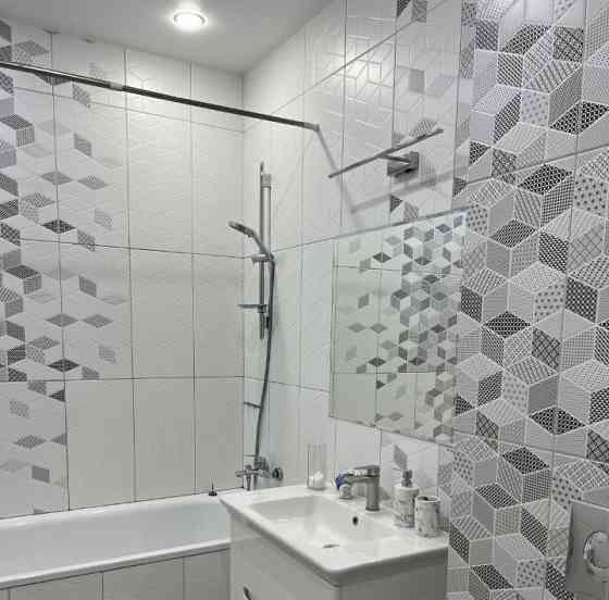 Сдается на длительный срок однокомнатная квартира в Калининском районе, ориентир бульвар Шевченко Донецк