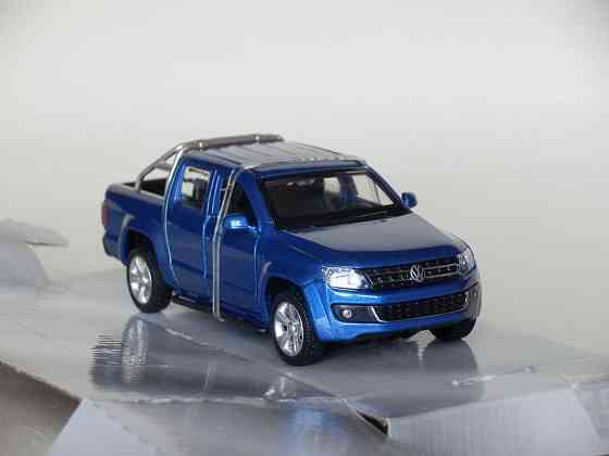 Машинка "Volkswagen Amarok" - масштаб меньше 1/43 Донецк