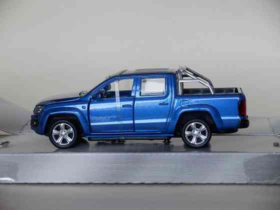 Машинка "Volkswagen Amarok" - масштаб меньше 1/43 Донецк