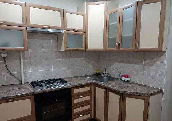 Сдается теплая уютная однокомнатная квартира на долгий срок, в Ворошиловском районе, недалеко от Дин Донецк