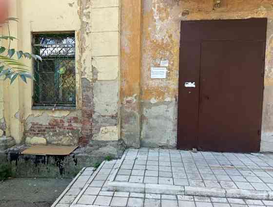 Продается 1к квартира в Киевском р-не за 900 000 тыс можно под офис Донецк