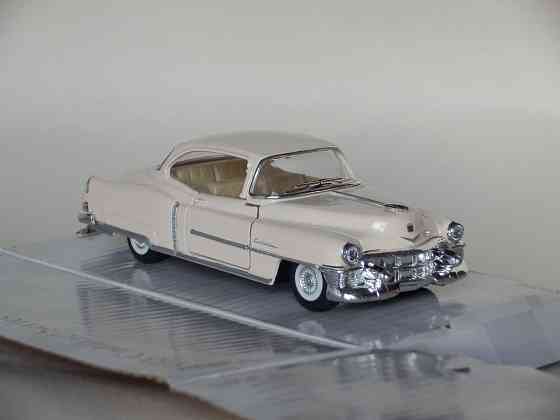 Cadillac Series 62 Coupe (1953) - KINSMART - 1/43 Донецк