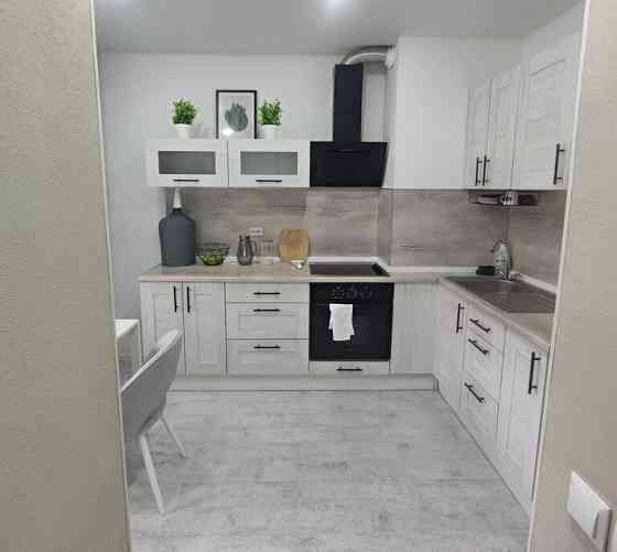 Ворошиловский район, проспект Ильича, брусчатка, пешая доступность к Набережной и Крытому рынку Донецк