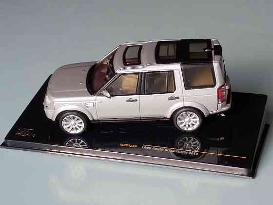 Land Rover Discovery 4 2010 - IXO - 1/43 Донецк