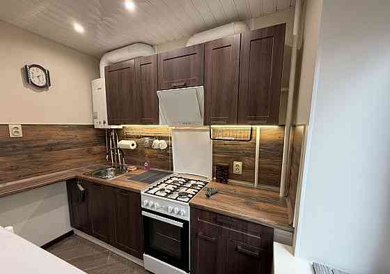 город Донецк, Ворошиловский район, Парк Кованых, Администрация Города Донецк