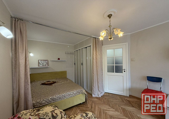 город Донецк, Ворошиловский район, Парк Кованых, Администрация Города Донецк - изображение 1