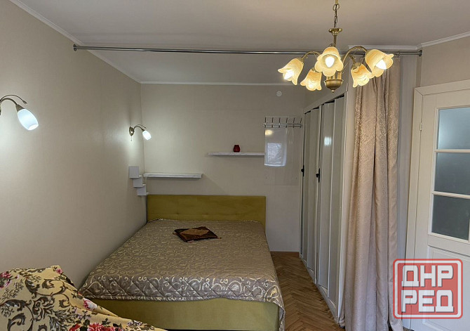 город Донецк, Ворошиловский район, Парк Кованых, Администрация Города Донецк - изображение 2