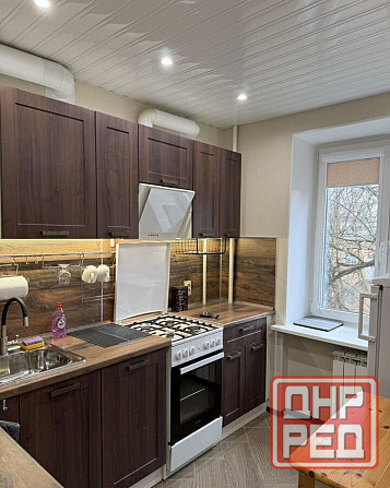 город Донецк, Ворошиловский район, Парк Кованых, Администрация Города Донецк - изображение 4