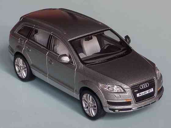 Audi Q7 - CARARAMA - 1/43 Донецк