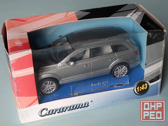 Audi Q7 - CARARAMA - 1/43 Донецк - изображение 8
