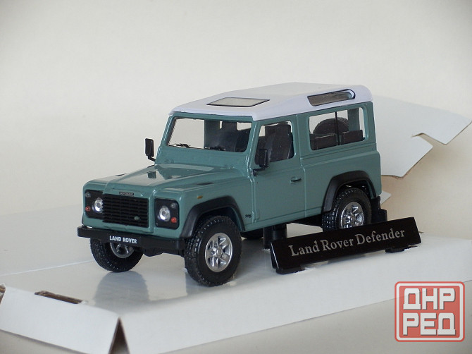 Land Rover Defender - CARARAMA - 1/43 Донецк - изображение 1