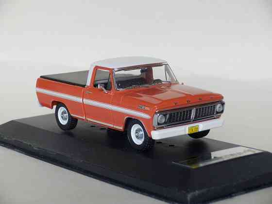 Ford F100 (дефект покраски) - Premium X - 1/43 Донецк