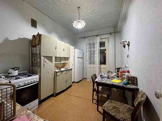 Продам 2к ул. карла Маркса Луганск