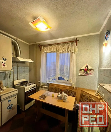 Продается 3-х ком кв-ра м-н Зеленый-1, в районе Танка Макеевка - изображение 1