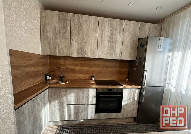 Сдаю однокомнатную квартиру 42.0 м² этаж 3/9 город Донецк, Ворошиловский район Донецк - изображение 1