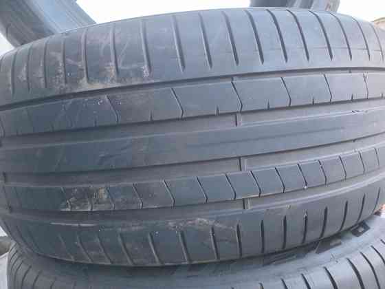 Продаю комплект резины 275 45 20 ранфлет пирелли Донецк