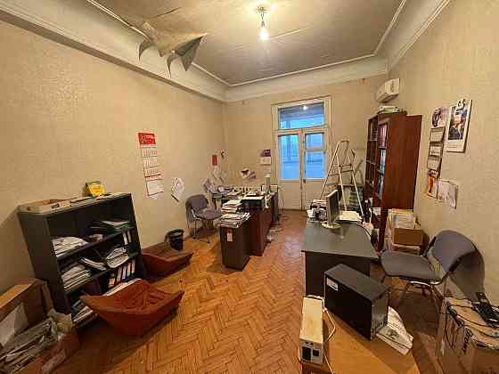 Площадь Ленина - Продажа 2х ком.Сталинки Ул.Постышева - документы Готовы . Прописанных нет . Донецк