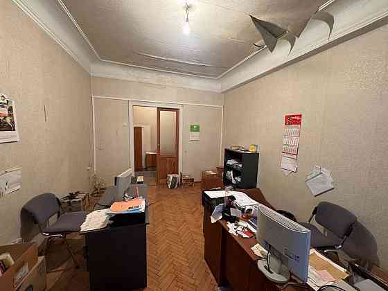 Площадь Ленина - Продажа 2х ком.Сталинки Ул.Постышева - документы Готовы . Прописанных нет . Донецк