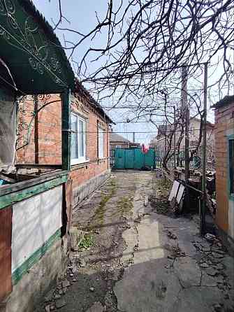 Продам дом центр 17 жмр пер. Почтовый Мариуполь