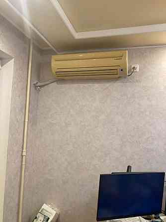 Быстрая сделка! Документы готовы!Остается все. Продам 2к кв Калининский рынок. б. Шахтостроителей.ан Донецк