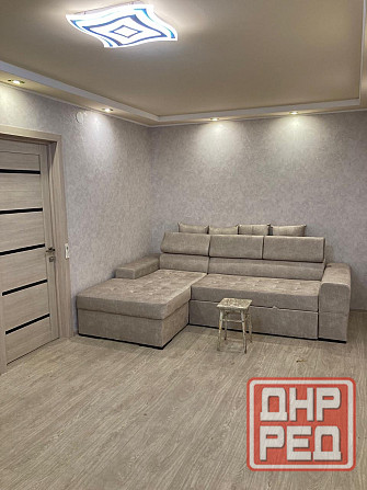 Быстрая сделка! Документы готовы!Остается все. Продам 2к кв Калининский рынок. б. Шахтостроителей.ан Донецк - изображение 1