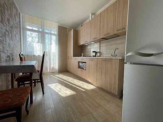 Сдается однокомнатная квартира в Кировском районе на площади Свободы. Донецк