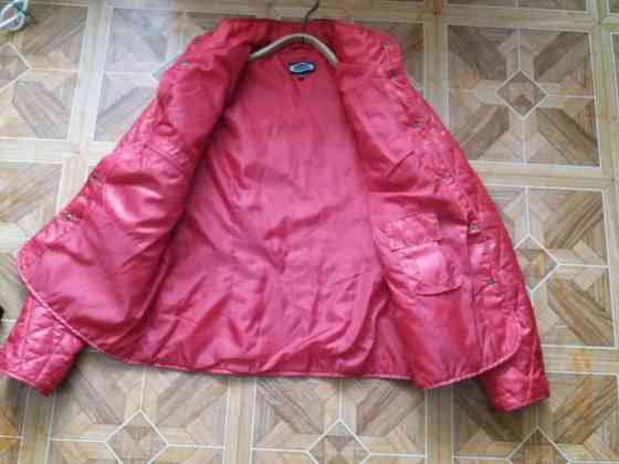 Продам куртку легкую красную р. 46-48 (евро 40-42) Донецк