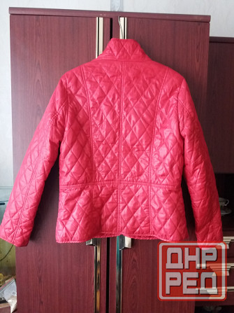 Продам куртку легкую красную р. 46-48 (евро 40-42) Донецк - изображение 2