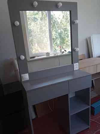 Гримерный столик Донецк