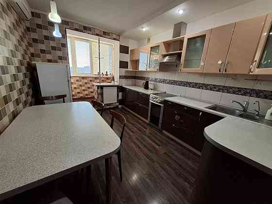 Сдаётся 2-комнатная квартира пр-кт Комсомольский, Ворошиловский р-н Донецк