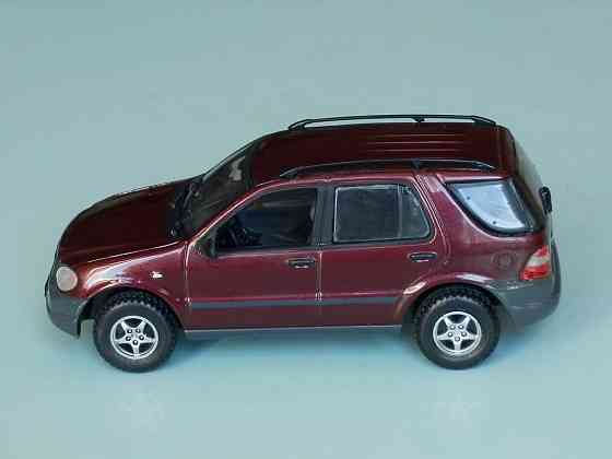 Mercedes Benz M-Classe - VITESSE -1/43 (Бокс треснут) Донецк