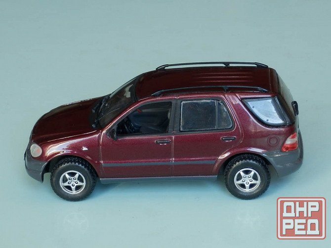 Mercedes Benz M-Classe - VITESSE -1/43 (Бокс треснут) Донецк - изображение 2