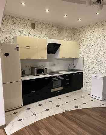 Сдается 2 комнатная квартира в Центре , пр-т Панфилова , Жк Центральный, Вода Круглосуточно Донецк