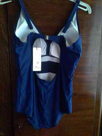 Купальник жен. новыи с этикеткои. Бюстгальтеры новые с этикеткои Донецк