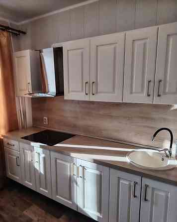 Сдаю двухкомнатную квартиру 51.0 м² этаж 2/5 город Донецк, Киевский район, Донецк Сити Донецк