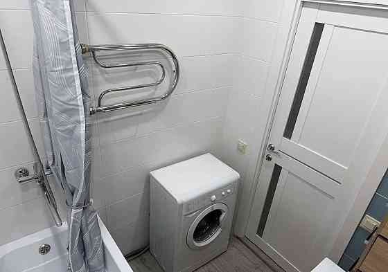 Сдаю двухкомнатную квартиру 54.0 м² этаж 2 Калининский район, ориентир Мед Университет . Донецк