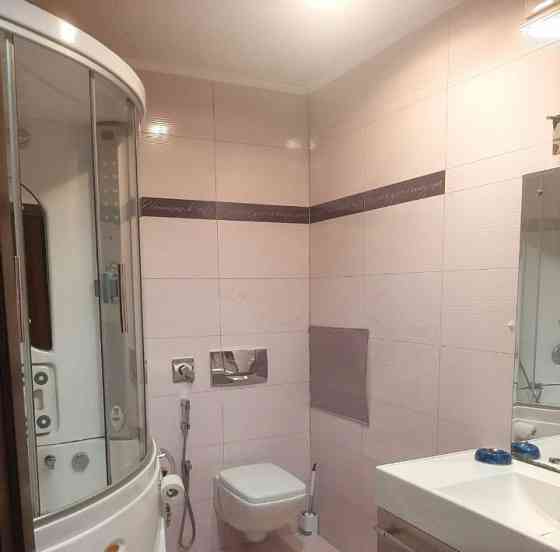 просторная трехкомнатная квартира, площадь 115кв.м, 4 этаж из 9! Донецк