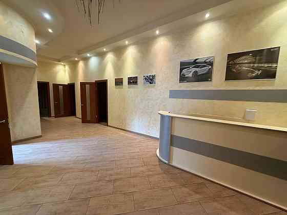 Продается офис бизнес-класса в Донецке, Калининский район Донецк